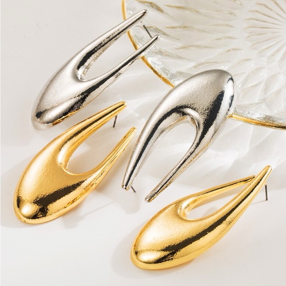 🆕 U large drop earrings - Picture 9 of 12